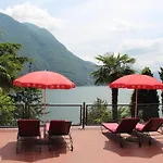 Barony Olive Mit Hund *